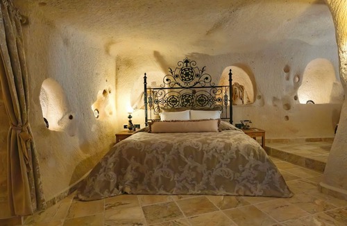 Uchisar Hotel | The Kingdom Of Cappadocia Luxury Cave Hotel