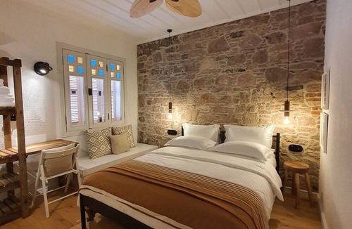 Ayvalik Hotel | Rum Evleri