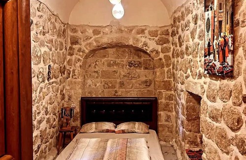 Artuklu Hotel | Merde Konağı