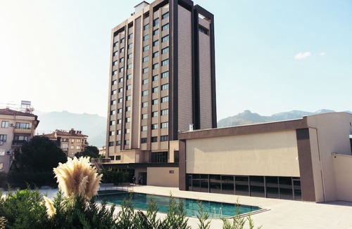 Bagbasi Hotel | THE EMPORIA HOTEL