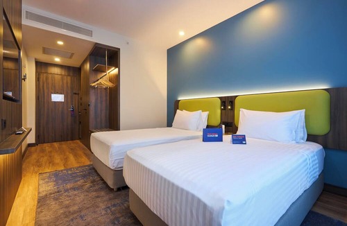 Halkali Hotel | Holiday Inn Express Istanbul - Airport Arnavutkoy by IHG