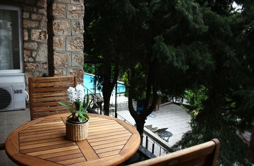 Adalar Apartment | Büyükada Apart Hotel - Karadağ Apart