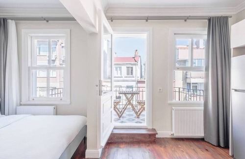 Besiktas Apartment | Homie Suites | Besiktas | Studio w Terrace #Y3