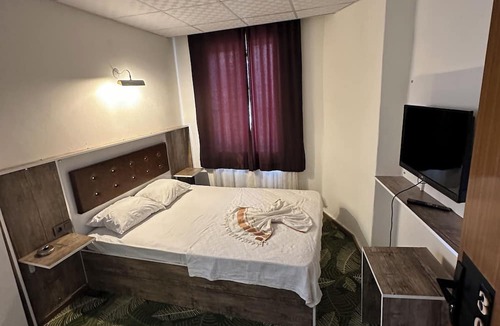 Efeler Hotel | Öz Tralles otel