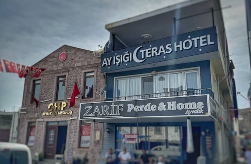 Ayvalik City Center Apartment | Ay Işığı Teras Hotel