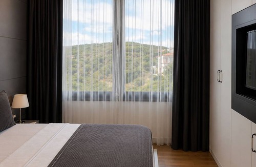Ayvalik Hotel | CUNDA EYE
