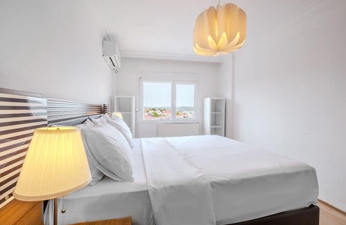Urla Apartment | Seaview House w Balcony and Garden in Urla