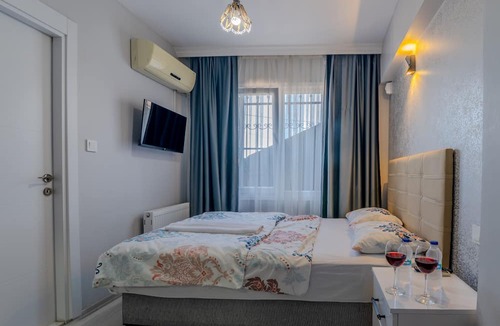 Arnavutkoy Hotel | Airport Black Sea Hotel & Restaurant