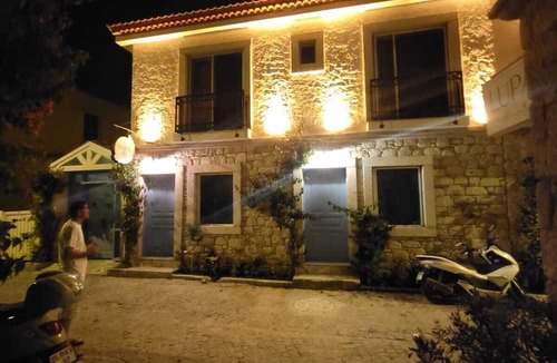Tokoglu House | Paris Alacati Butik Otel
