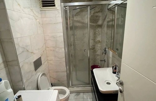 Esenyurt House | Room & Salon with Garden & Swimming Pool