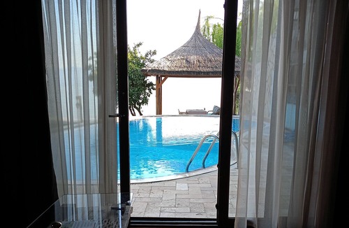 Orhangazi Villa | Villa Atroa Lakehouse - 2 Bedroom Villa on İznik Lake