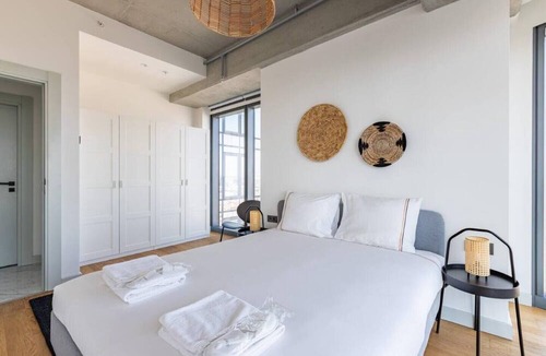 Bomonti Apartment | This apartment is a 2 bedroom(s), 1 bathrooms, located in Şişli, İstanbul.