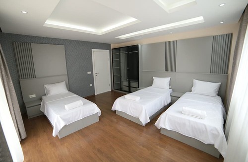 Yalova Apartment | Flower City Suits