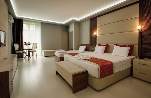 Yomra Hotel | Cevaher Hotel & Suites