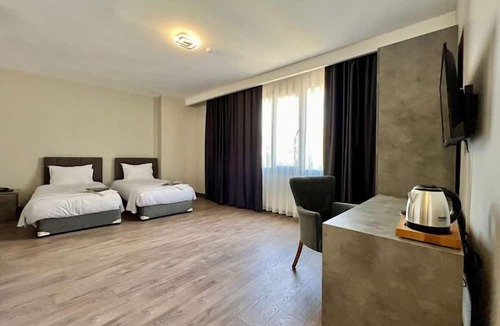 Gumusyaka Hotel | Grand Royal Hotel