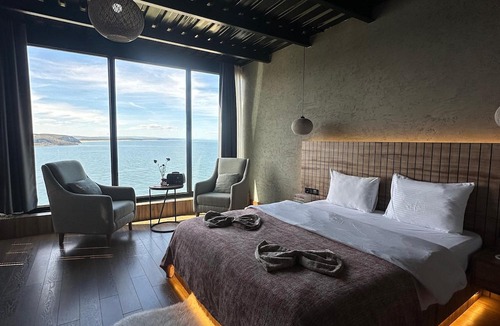 Karaburun Koyu Bed & Breakfast | Marina Fener