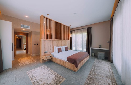 Masukiye House | Melekona House