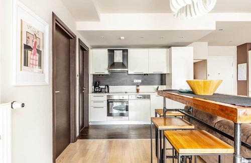 Bomonti Apartment | Chic Residence Flat with Central Location in Sisli