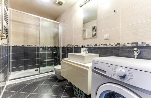 Bomonti Apartment | Chic Residence Flat with Central Location in Sisli