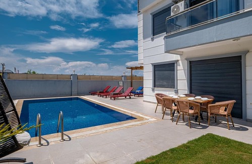 Kadriye Villa | Villa With Jacuzzi, Private Pool, Garden in Serik