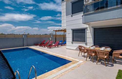 Kadriye Villa | Villa With Jacuzzi, Private Pool, Garden in Serik