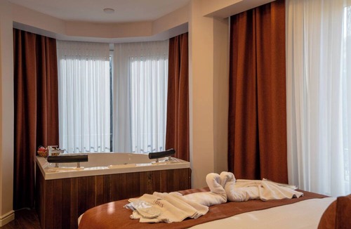 Old City Hotel | Navoris Hotel