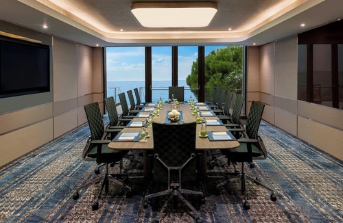 Bakırkoy Hotel | Renaissance Polat Istanbul Hotel