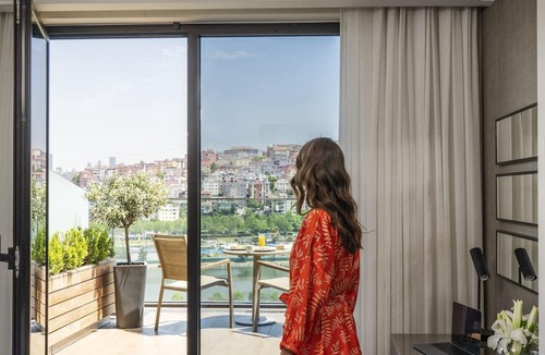 Sakarya Hotel | Mövenpick Hotel Istanbul Golden Horn