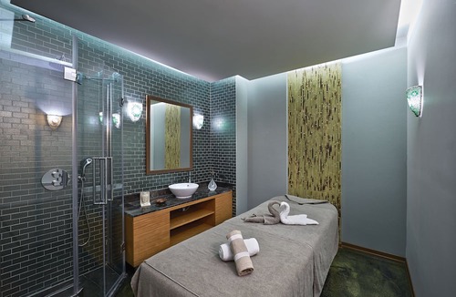 Zeytinburnu Hotel | Uranus Istanbul Topkapı