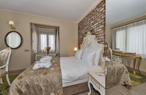 Galata Hotel | By Murat Royal Hotels