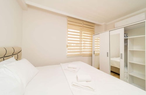 Konyaalti Apartment | Charming Flat w Balcony, Garden, Pool in Antalya