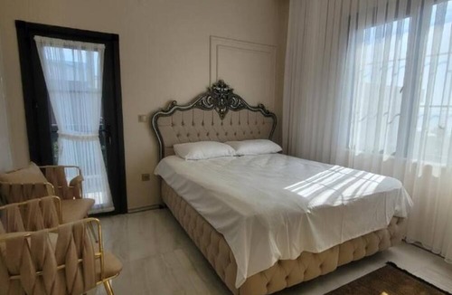 Buyukcekmece Villa | Villa Red Tent