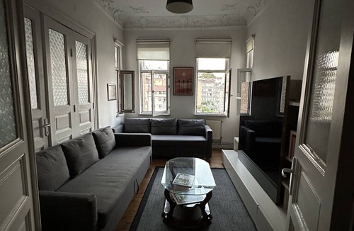 Asmali Mescit Apartment | Topkapi palace Hagia Sofia Galata view 3 bedroom
