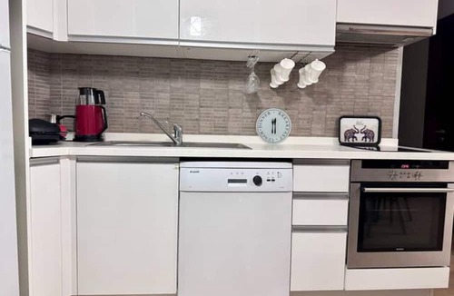 Atasehir Apartment | Perfect for Families: Pools, Spa, Playground, Toys, Comfort+ Guaranteed!