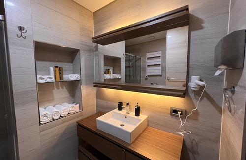 Bahcelievler Apartment | Secure Luxury Residence 1BR w/2Pools,Sauna,Gym,Concierge,Parking