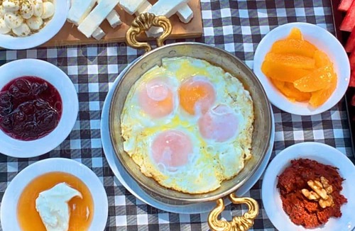 Konyaalti Bed & Breakfast | Alpstar Camping & Restaurant