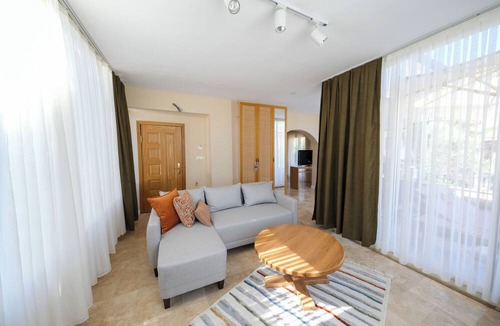 Kucukkuyu Hotel | Palace Hotel Olive Odore
