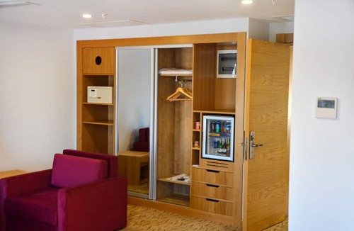 Ayvalik City Center Hotel | Bacacan Otel