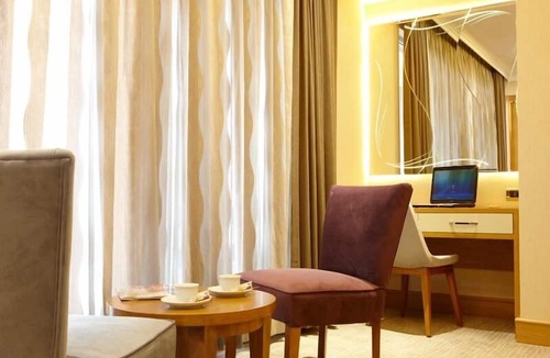 Yunusemre Hotel | dovsOtel