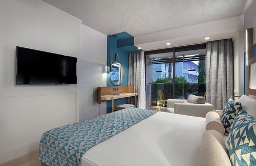 Side Resort | Trendy Side Beach (Adults Only, 16+) - All inclusive
