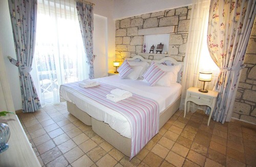 Tokoglu Hotel | Alanarin Konak Alacati