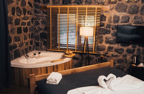 Arhavi Ski Chalet | Lome Çiftliği Otel ve Restoran