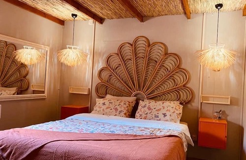 Cirali House | Gayb-i Bungalows , Plus 12 Years Old - Free Access to Beach
