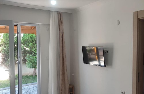 Ezine Apartment | Bazyel Apart Otel