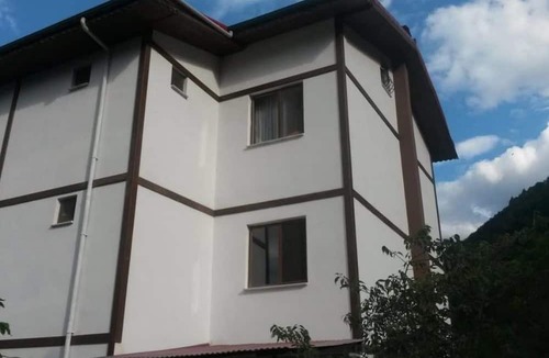 Macka Apartment | Balkon Pansiyon