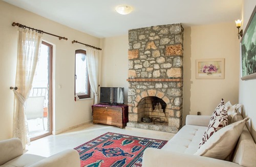 Marmaris City Center Villa | Two Stone Homes