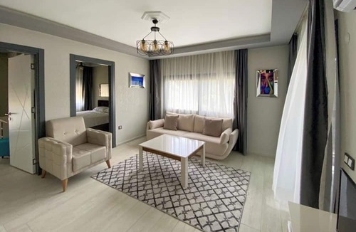 Kusadasi City Centre House | Easy Stay Mia Suites