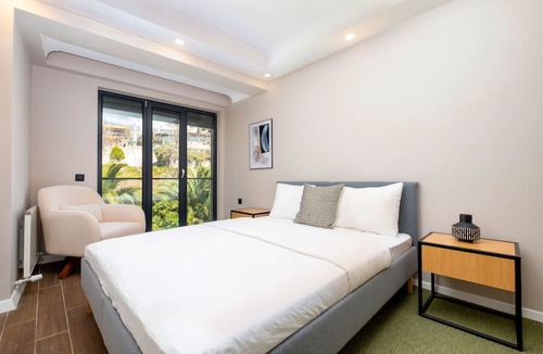 Cihangir Apartment | Bosphorus View with 2 Bedrooms-Elevator-Parking