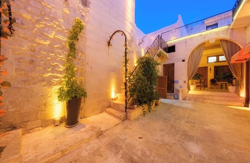 Eyyubiye Ski Chalet | Old Town Şanlıurfa