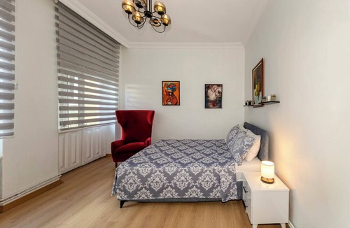 Taksim Apartment | The Heaven on Heritage Street 4-BD